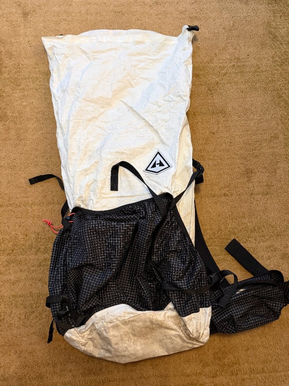 Hyperlite Mountain Gear Southwest 55 Ultralight Backpack - lightly used -Size: L